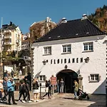 Dinbnb Homes L 100 Meters From Floybanen L A Rare City Experience