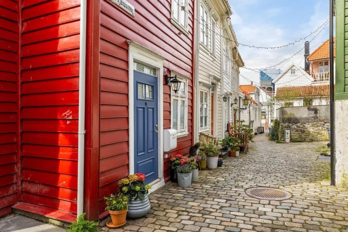 Dinbnb Homes L 100 Meters From Floybanen L A Rare Experience *